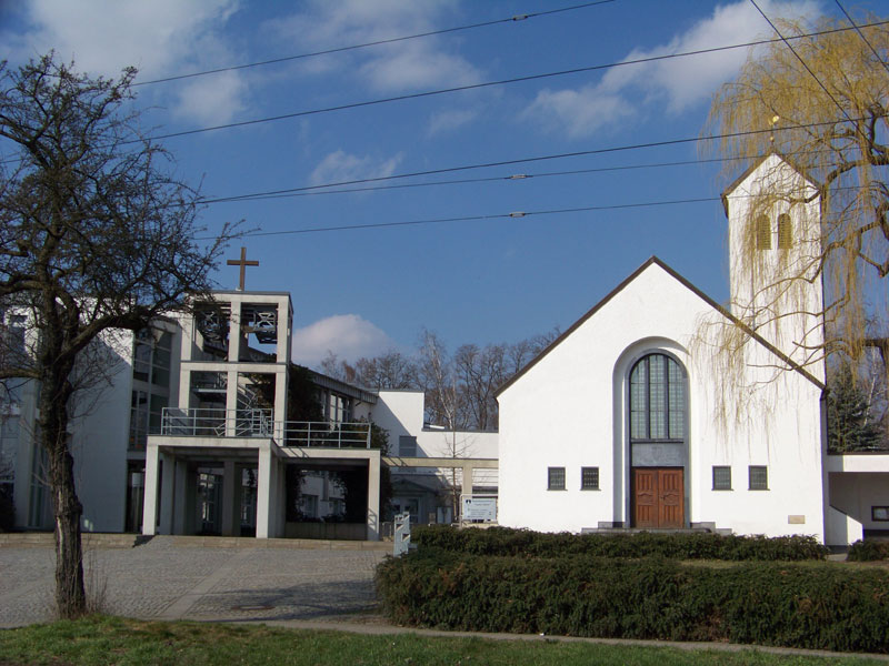 Kirche St. Albert Wahren